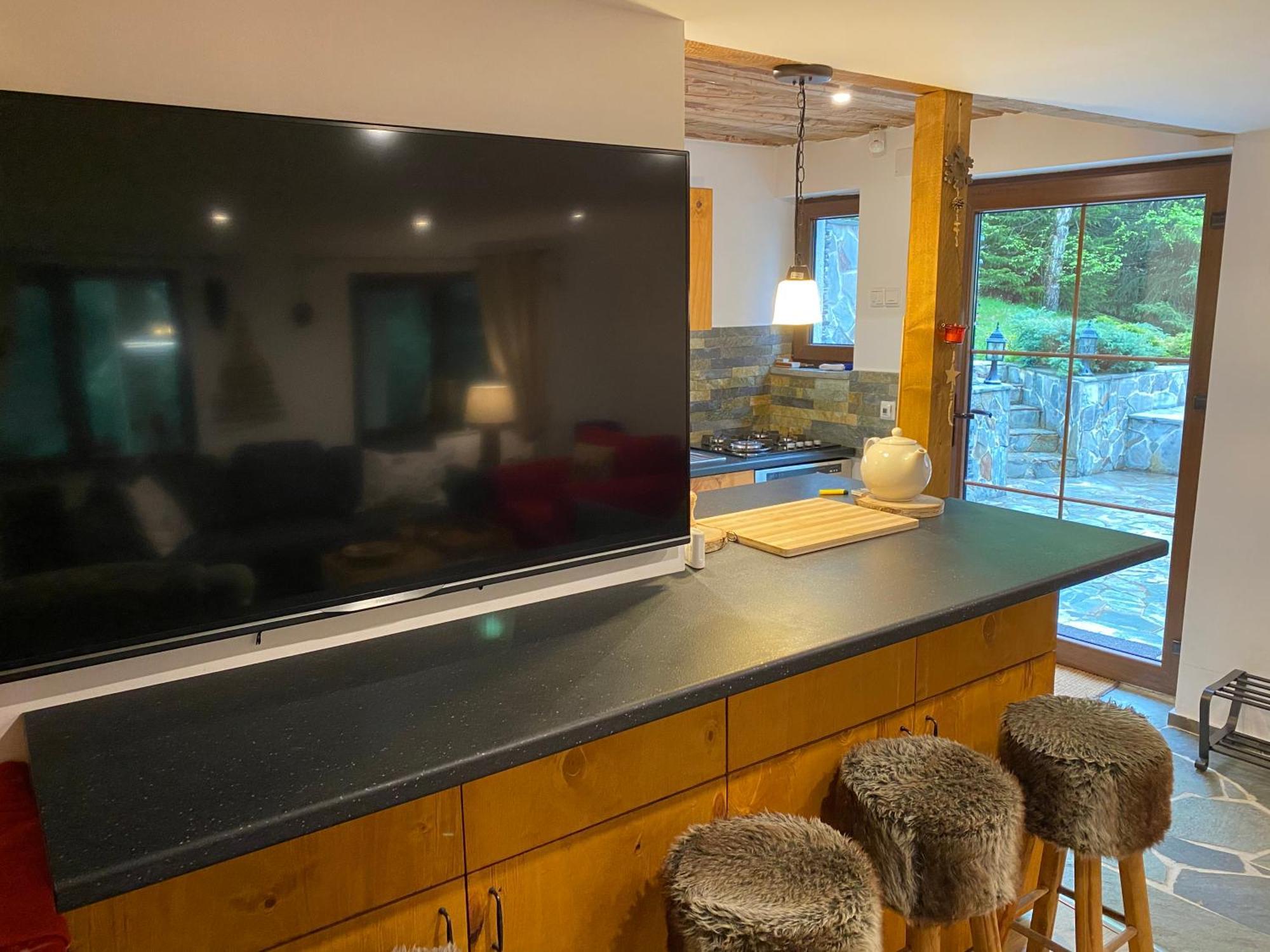 Mountain Chalet - Cabana La Muntele Baisorii Muntele Cacovei  ภายนอก รูปภาพ
