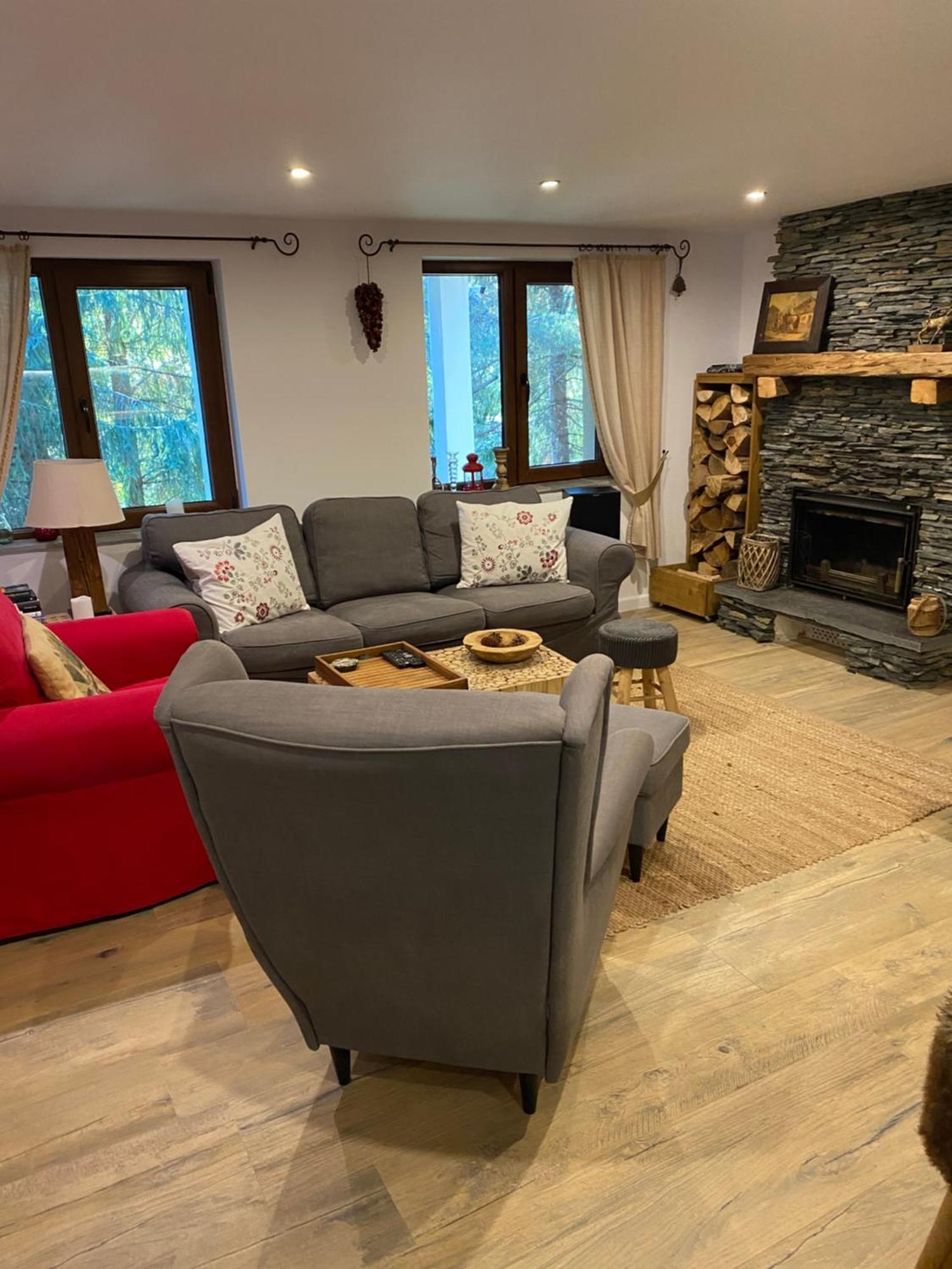 Mountain Chalet - Cabana La Muntele Baisorii Muntele Cacovei  ภายนอก รูปภาพ
